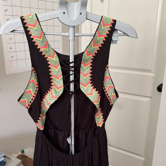 Karlie Black Dress with Neon Details - Picture 3 of 7